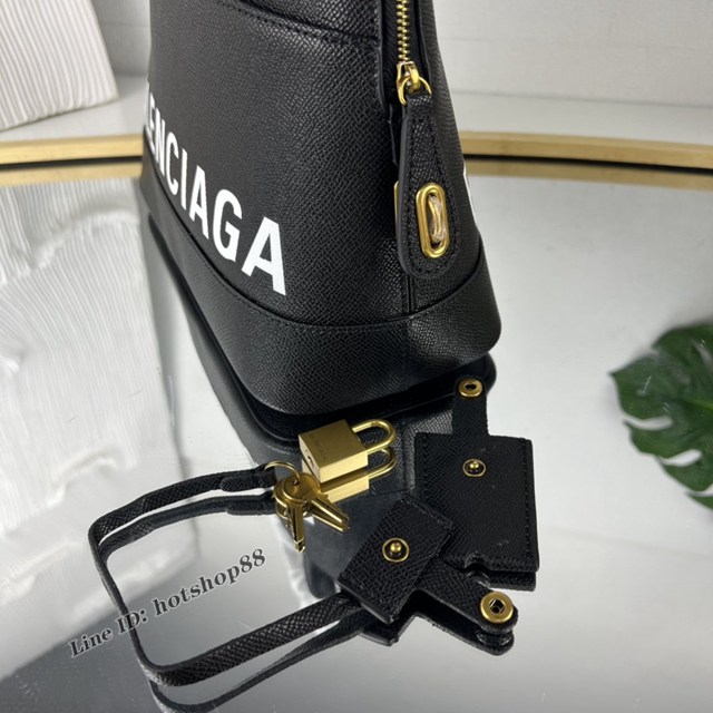 Balenciaga專櫃爆款新版/金色LOGO大號手提貝殼包 巴黎世家原單大字母貝殼包 fyj1980